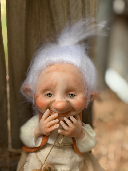 La Abuela, The Elderwood Keepers – The Keeper of Seeds