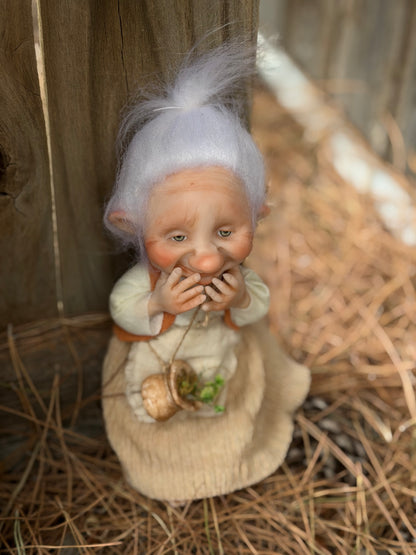 La Abuela, The Elderwood Keepers – The Keeper of Seeds