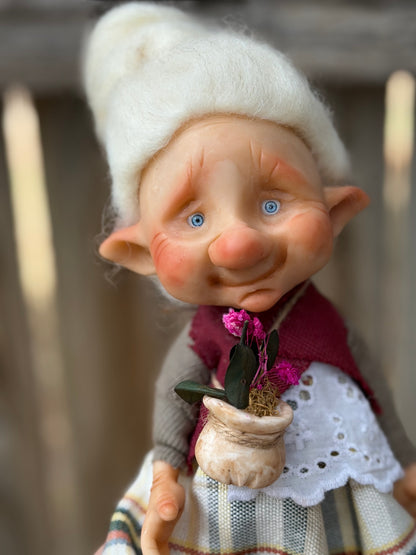 La Abuela, The Elderwood Keepers – The Keeper of Seeds