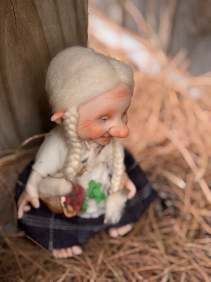 La Abuela, The Elderwood Keepers – The Keeper of Seeds