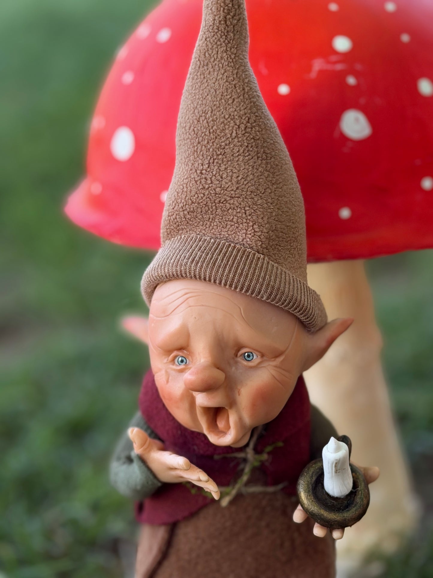 Duende de los sueños, duende bostezo, Duende artesanal articulado, figura de duende del bosque, muñeco artesanal coleccionable. Mide aproximadamente 25 cm.