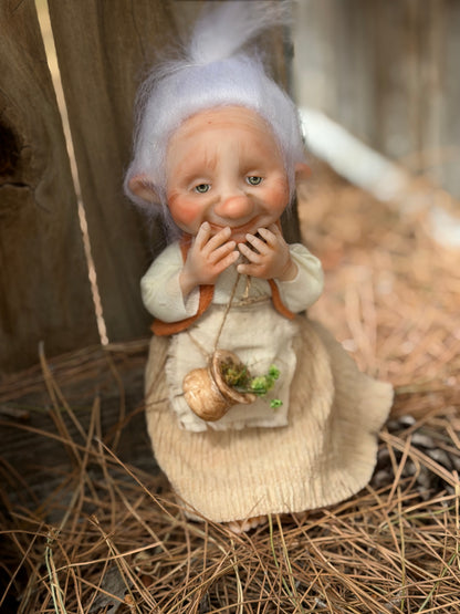 La Abuela, The Elderwood Keepers – The Keeper of Seeds