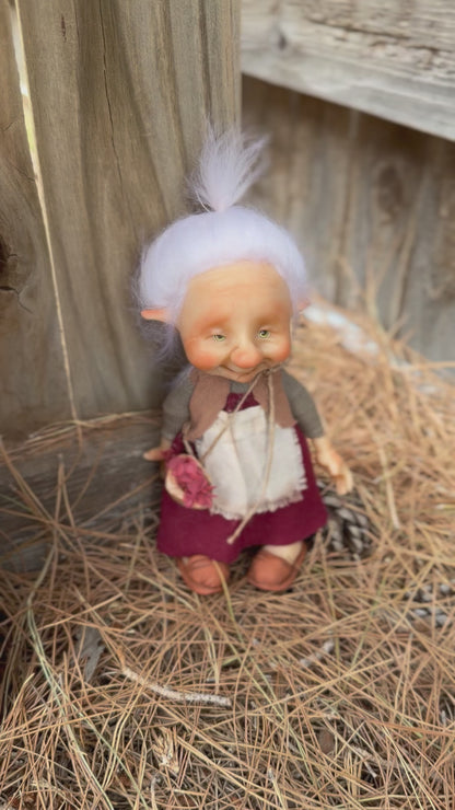 La Abuela, The Elderwood Keepers – The Keeper of Seeds