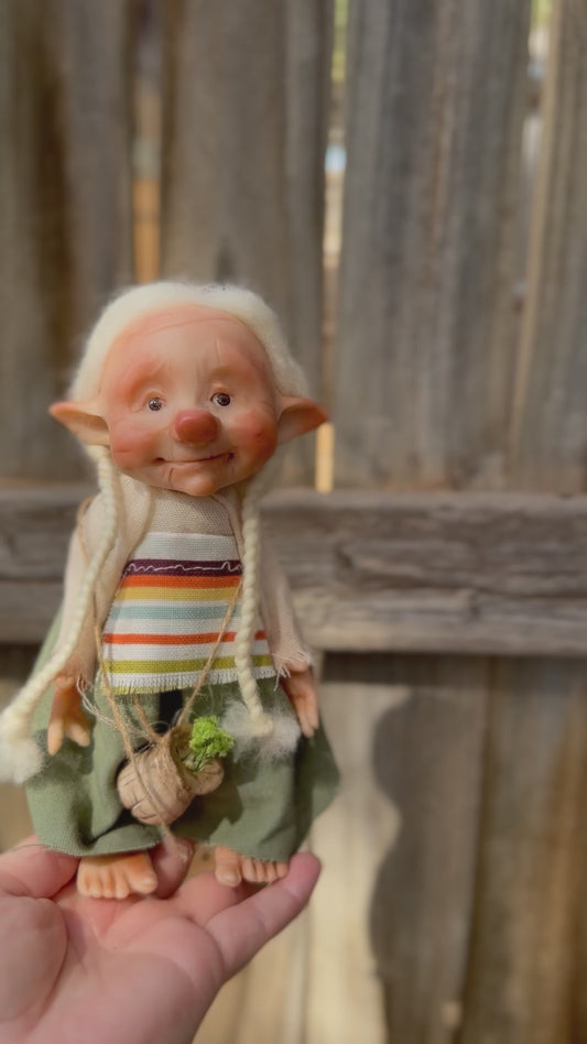 La Abuela, The Elderwood Keepers – The Keeper of Seeds