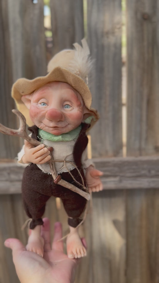 El Duende Mago Buscador de Tesoros – Guardián de los Caminos Ocultos