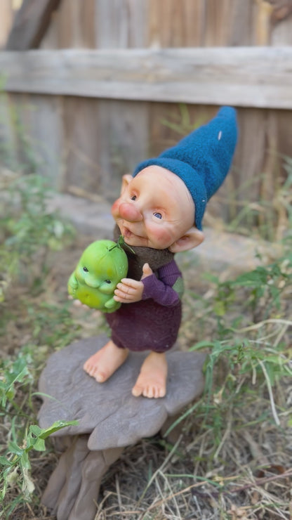 Duende artesanal articulado, figura de duende del bosque, muñeco artesanal coleccionable. Mide aproximadamente 25 cm. Modelo 10